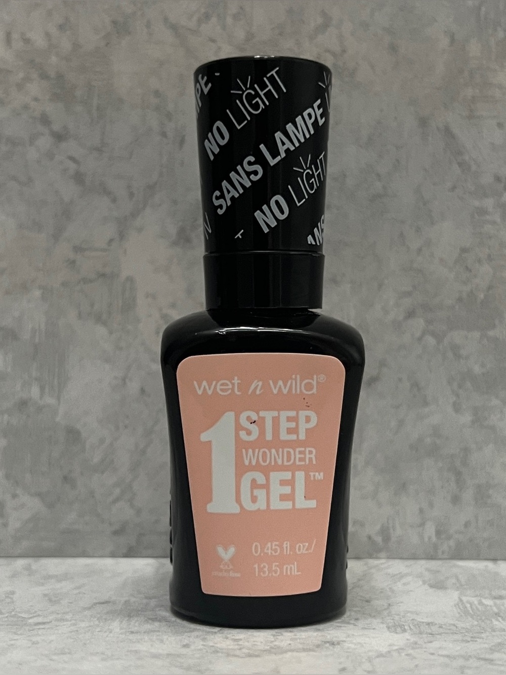 Wet N Wild 1 Step Wonder Gel
No UV Lamp Nail Polish 705A
Peach For The Stars